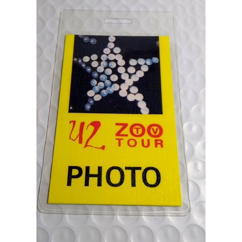 U2 Vintage Backstage Pass Zoo TV Original Pop Rock Music Plastic Laminated Star
